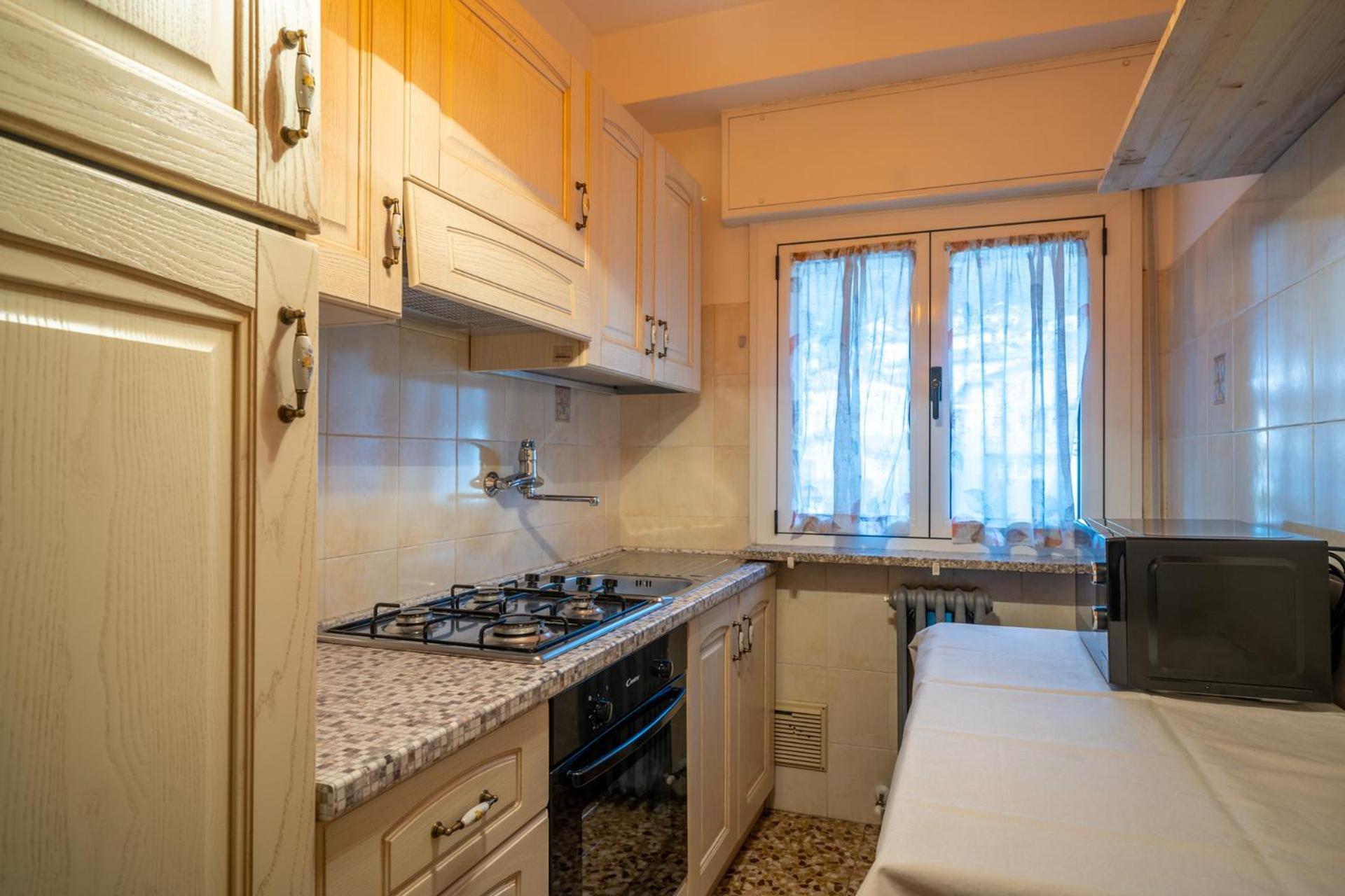 Garden - In The Center Of Apartment