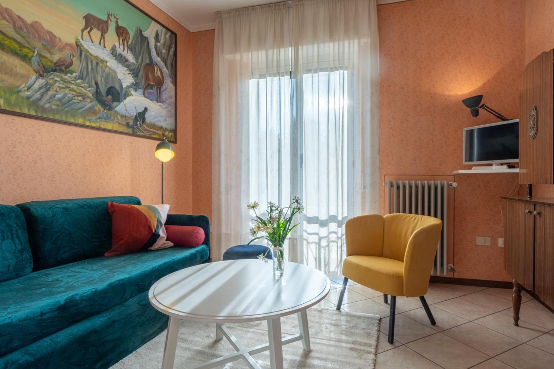 Apartment Garden - In The Center Of