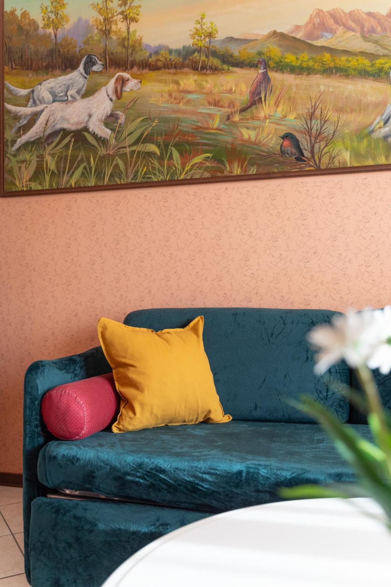Garden - In The Center Of Apartment *